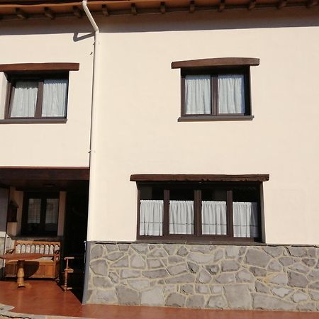 Casa Boni Y Florina Villa Nava Exterior photo